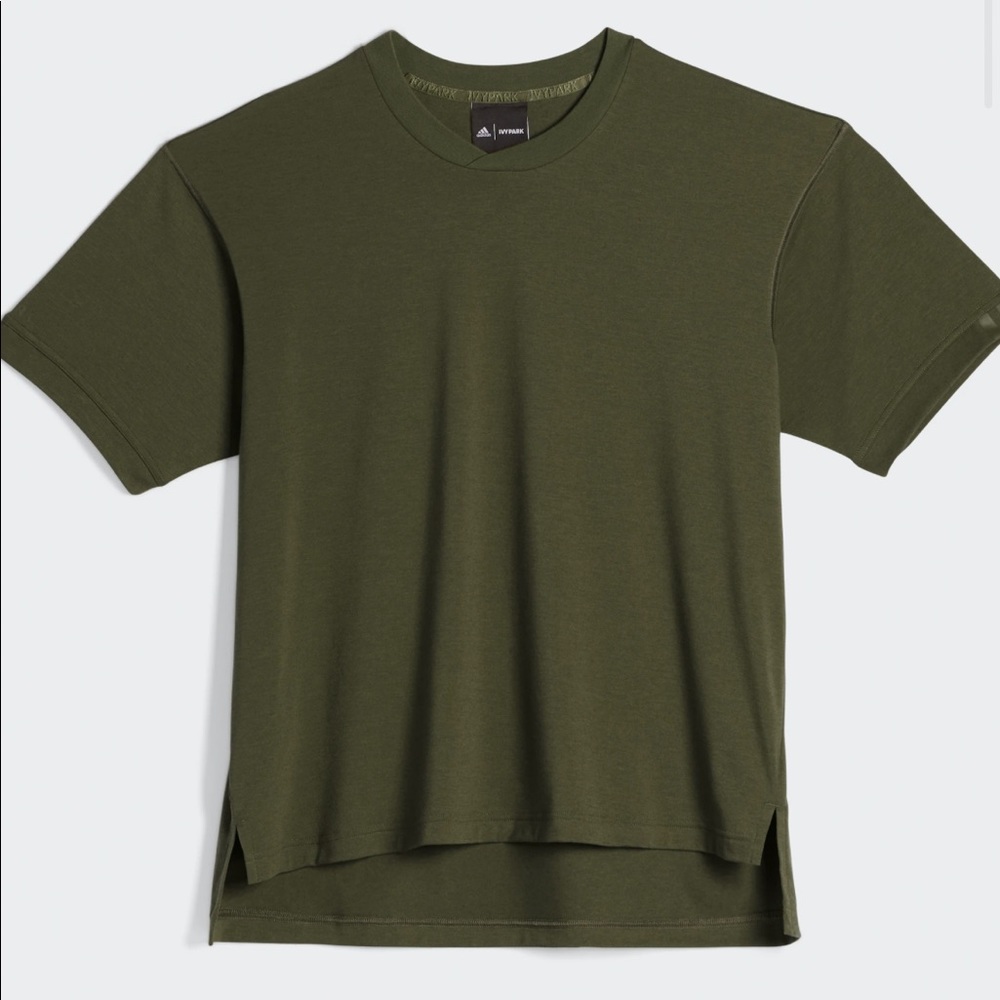 Peloton X Ivy Park 3 stripes tee (all gender)